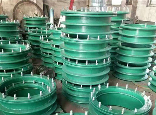 防水套管使用现场,管道伸缩器使用现场,传力讨论使用现场,伸缩讨论使用现场,橡胶讨论使用现场,法兰伸缩节使用现场-鑫昌隆